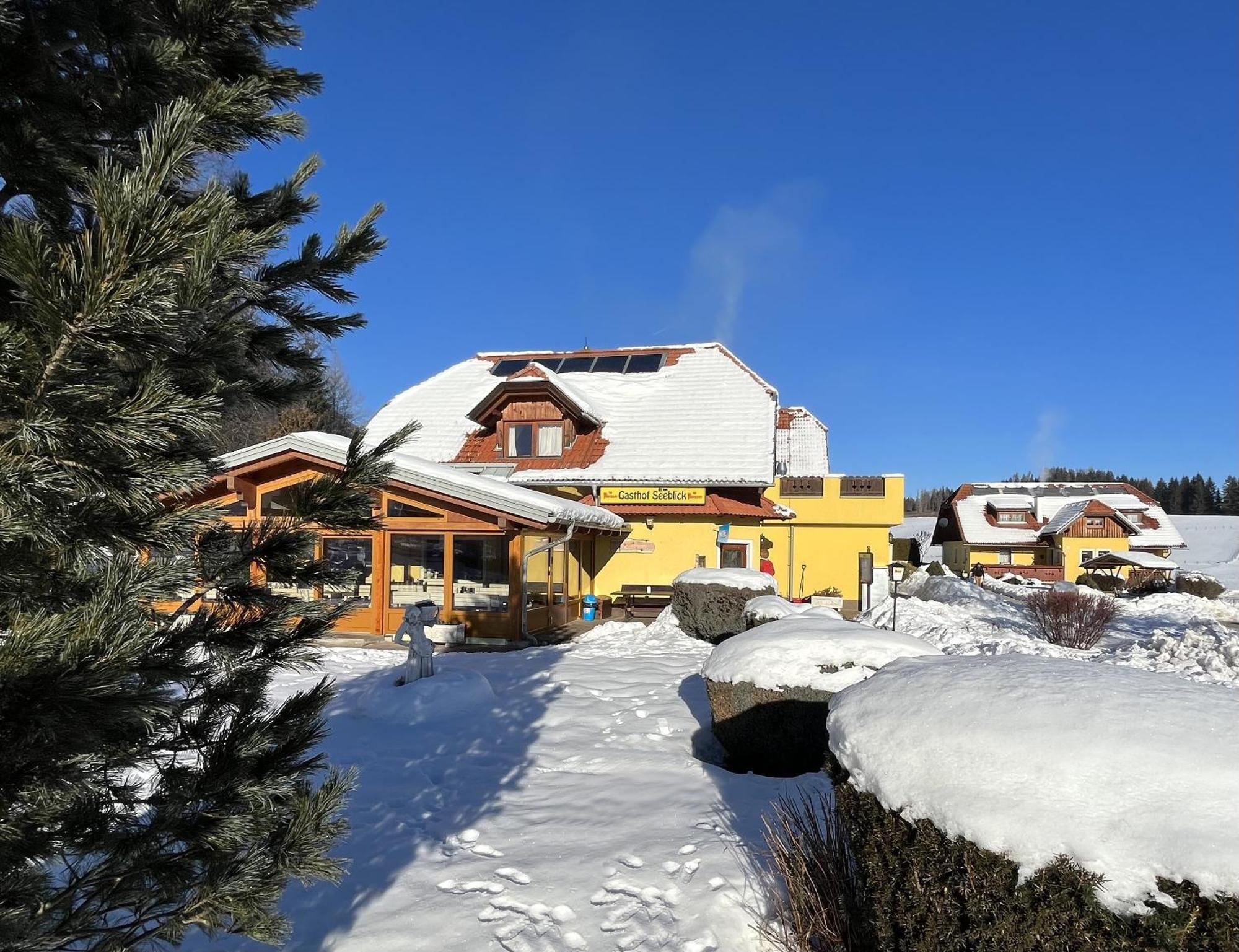 Hotel Gasthof Seeblick Zeutschach Exteriör bild